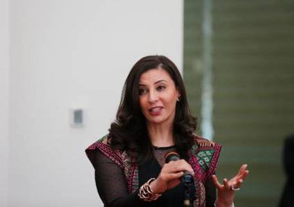 عقد جلسة مشاورات سياسية بين فلسطين وفرنسا في باريس