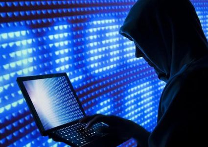 فيسبوك تفضح شركات تجسس استهدفت 50 ألف مستخدم