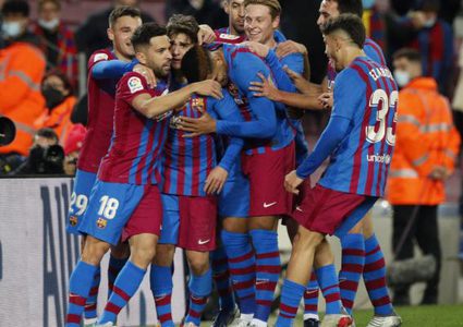 برشلونة يحقق فوزًا صعبًا على التشي في الدوري الإسباني