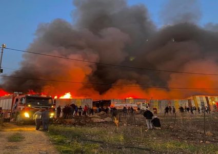 بعد 13 ساعة عمل متواصلة.. اخماد حريق ضخم في بيت عور