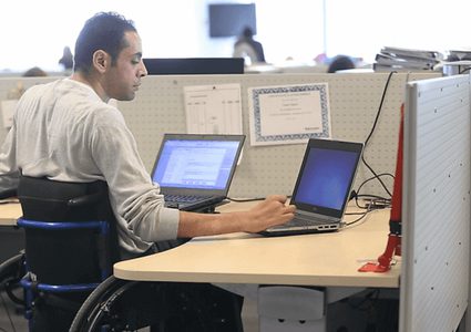 ورشة عمل حول تمكين ودمج الطلبة ذوي الإعاقة في التعليم الجامعي