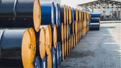 انخفاض ملحوظ في أسعار النفط مع انتشار أوميكرون السريع