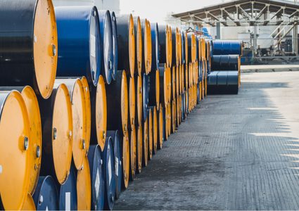 انخفاض ملحوظ في أسعار النفط مع انتشار أوميكرون السريع