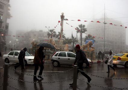 الدفاع المدني يحذر المواطنين من المنخفض الجوي