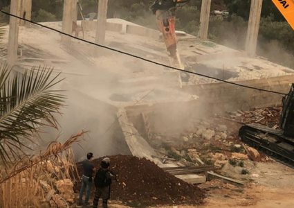 الاحتلال يهدم منزلا قيد الانشاء في بلدة نحالين غرب بيت لحم