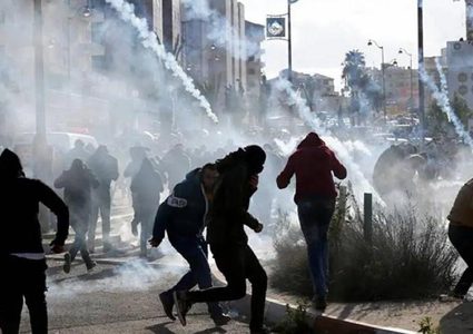 اندلاع مواجهات مع الاحتلال بمخيم العروب شمال الخليل