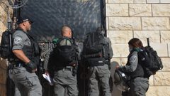 تصريح ادعاء: خطفوه وحاولوا إجباره على توقيع وثيقة بيع أرض