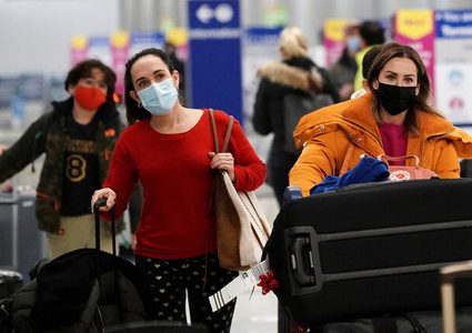 "أوميكرون" يتسبب في إلغاء أكثر من 1900 رحلة جوية حول العالم