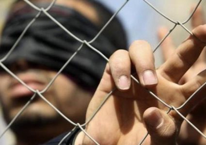 الأسير أبو هواش يواصل إضرابه لليوم 130 وتحذيرات من خطورة وضعه