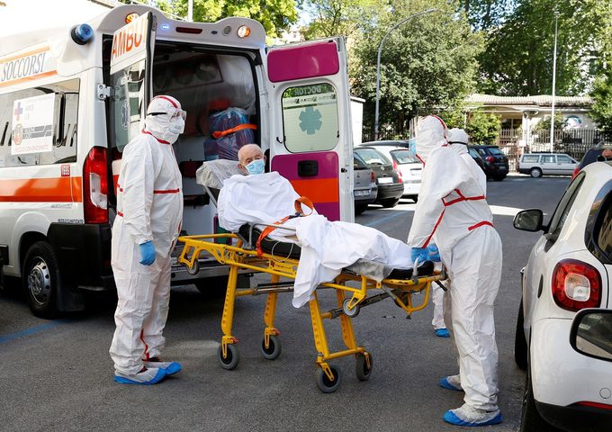 إيطاليا تسجل 81 وفاة جديدة بفيروس كورونا
