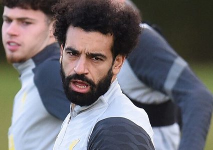 ليفربول يخوض محادثات مكثفة مع نجمه محمد صلاح لتجديد عقده