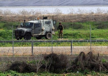 الاحتلال يستهدف المزارعين شرق خان يونس