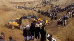 مقتل 38 شخصا بانهيار منجم للذهب في السودان
