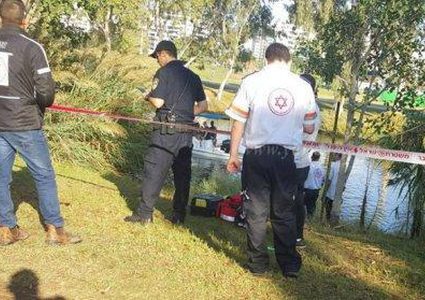 انتشال جثة شاب من نهر العوجا وسط البلاد