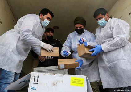 الصحة: وصول 200 ألف جرعة من اللقاح المضاد لفيروس "كورونا" إلى غزة