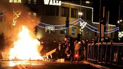 الصحة: 3 إصابات إحداها خطيرة برصاص الاحتلال من مخيم قلنديا