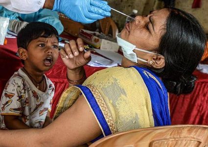 أكثر من 13 ألف إصابة جديدة بفيروس كورونا في الهند