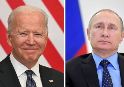 مكالمة هاتفية بين بوتين وبايدن اليوم الخميس
