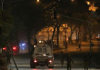 إصابات بالاختناق خلال اقتحام الاحتلال قرية عابود