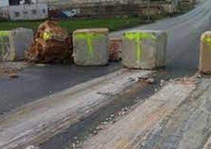 الاحتلال يغلق طريق جنين- نابلس