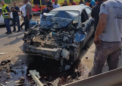 مصرع شخص وإصابة 3 آخرين في حادث سير بالطيبة