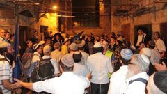 مستوطنون ينظمون مسيرة استفزازية في القدس القديمة