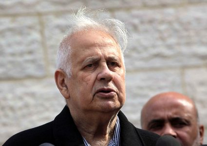 لجنة الانتخابات تتلقى رداً من حركة حماس بخصوص الانتخابات المحلية