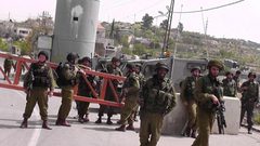 الاحتلال ينصب حاجزا عسكريا على المدخل الغربي لمدينة الخليل