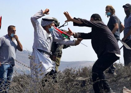 وفد من القائمة المشتركة يطلع على أوضاع بلدتي بيتا وبرقة