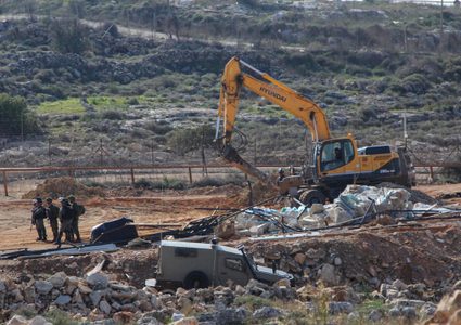 سلفيت:جرافات الاحتلال تواصل عمليات التجريف في أراضي كفر الديك