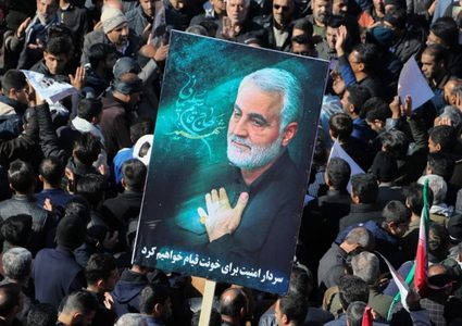 اختراق موقع صحيفة إسرائيلية كبيرة بذكرى اغتيال سليماني