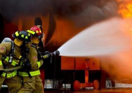 الدفاع المدني يتعامل مع 10 حوادث أغلبها حرائق