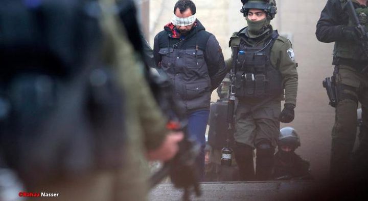 حملة اعتقالات ومداهمات في الضفة والقدس