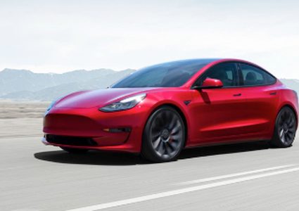 تسلا تستدعي أكثر من نصف مليون سيارة بسبب عيوب خطيرة