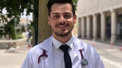 خريج طب بشري من النجاح يحصل على برنامج زمالة بحثية بالتعاون مع جامعة هارفارد