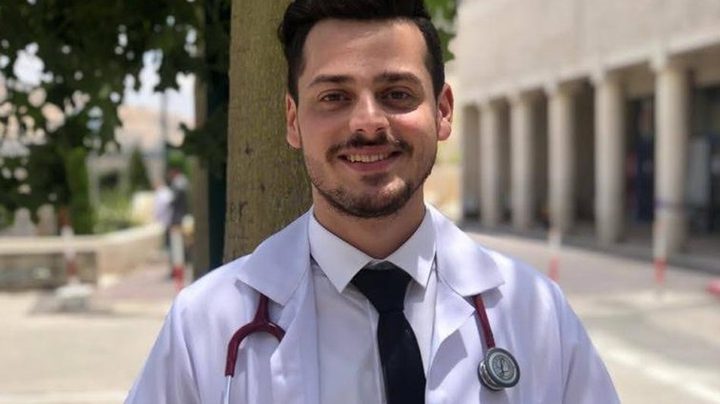 خريج طب بشري من النجاح يحصل على برنامج زمالة بحثية بالتعاون مع جامعة هارفارد