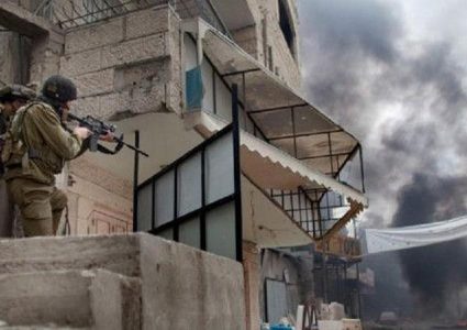 الاحتلال يقتحم محال تجارية ويستولي على كاميرات مراقبة بمخيم شعفاط