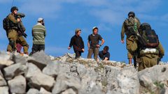 الاحتلال يعتقل ثلاثة مواطنين من برقة شمال نابلس