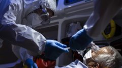 40 حالة حرجة.. وفاتان و83 إصابة جديدة بكورونا في غزة