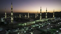السعودية: فتح سطح المسجد النبوي للمصلين بدءاً من اليوم
