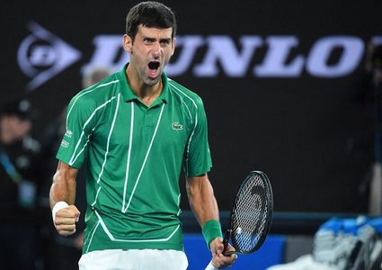 أستراليا توافق على تأجيل ترحيل دجوكوفيتش