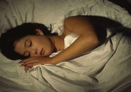 حيل بسيطة لخسارة الوزن.. أهمها النوم الجيد