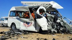 مصرع 16 شخصا وإصابة 18 آخرين جراء حادث سير مروع في مصر