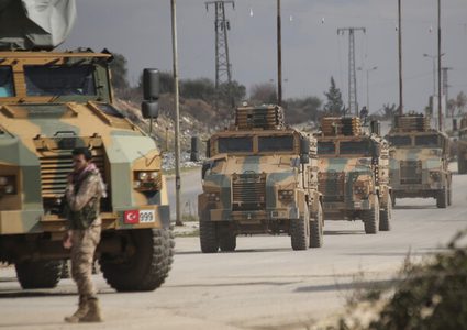 تركيا: مقتل 3 من عسكريينا بانفجار عبوة ناسفة على الحدود مع سوريا