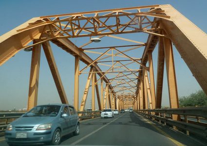 إغلاق عدد من الجسور بالخرطوم قبيل مظاهرات اليوم