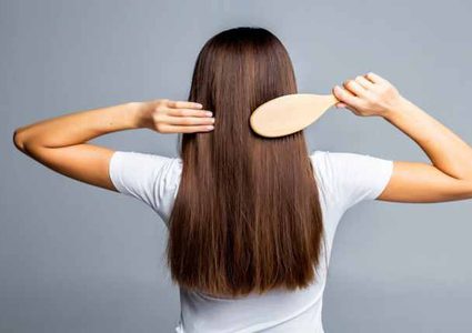 طرق طبيعية في النظام الغذائي لتعزيز نمو الشعر