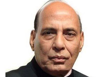 وزير الدفاع الهندي يعلن إصابته بفيروس كورونا