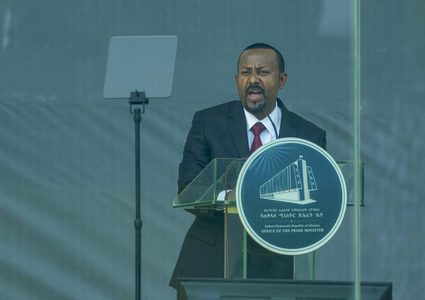 أبي أحمد: أجريت اتصالا هاتفيا مع بايدن واتفقنا على تعزيز التعاون