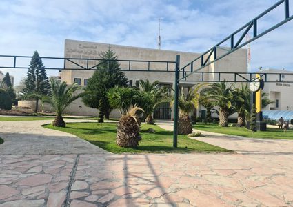 باحات جامعة النجاح هذا الصباح و قبل أيام من عودة الطلبة