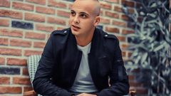 مقطوع .. أول تطبيق يغيث المقطوعين على الطرقات